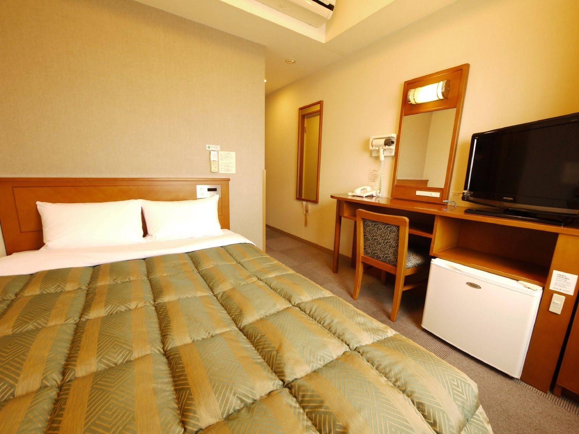 Hotel Route-Inn Honjo Ekiminami Εξωτερικό φωτογραφία